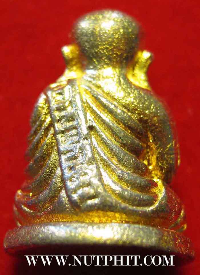 หลวงพ่อเงิน วัดบางคลาน พิจิตร ๓ องค์ ครบชุดพิมพ์ใหญ่-เล็ก แถมใบมะขามอีกองค์*80