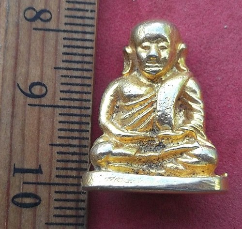 วัดใจเริ่ม 10 บาท กับ รูปหล่อหลวงพ่อเงิน …AD667
