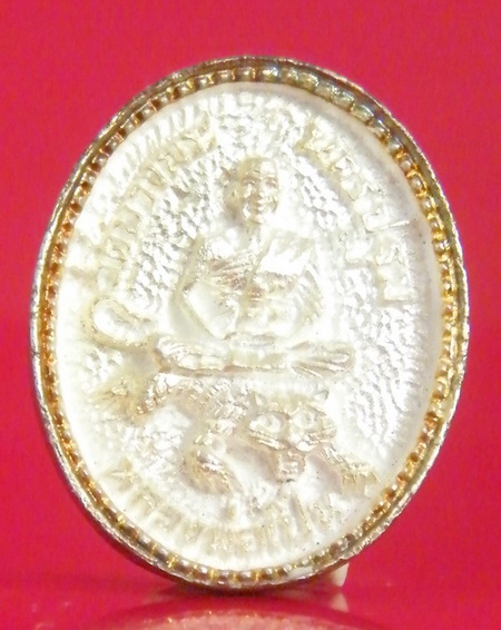 (เคาะเดียว) เหรียญหล่อ เนื้อเงิน หลวงพ่อเปิ่น รุ่นสร้างตึกอาพาธสงฆ์ กล่องเดิม ปี 35