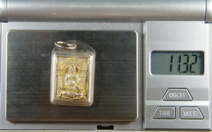 (เคาะเดียว) เหรียญ เนื้อเงิน หลวงพ่อเปิ่น วัดบางพระนั่งเสือ รุ่นตราแผ่นดิน ปี 34 (เลี่ยมแล้ว