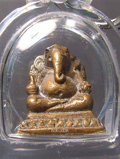 หลักเมืองพระประแดงรุ่นพ่อให้ปี51 เนื้อนวะ