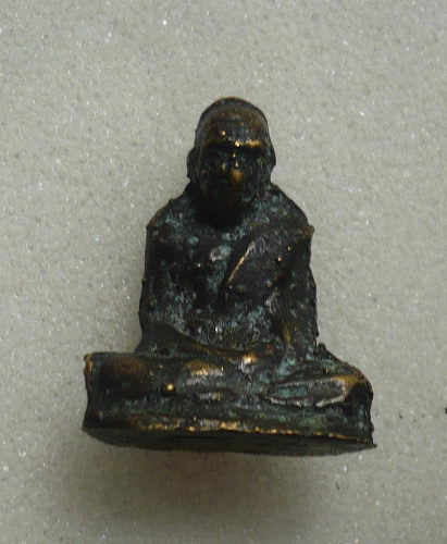 รูปหล่อไม่ทราบที่