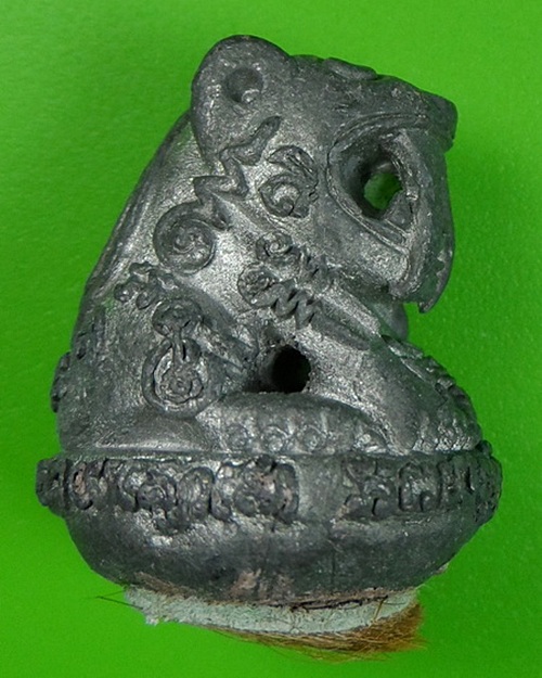 พยัคฆ์เขี้ยวดาบ หลวงปู่กาหลง วัดเขาแหลม สระแก้ว