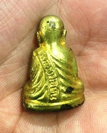 หลวงพ่อเงิน บึงนาราง สวยๆครับ