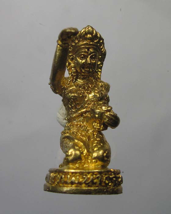 เทพนางจัน(กวัก) หลวงปู่หงษ์ พรหมปัญโญ วัดเพชรบุรี จ.สุรินทร์ แซยิด 96 ปี