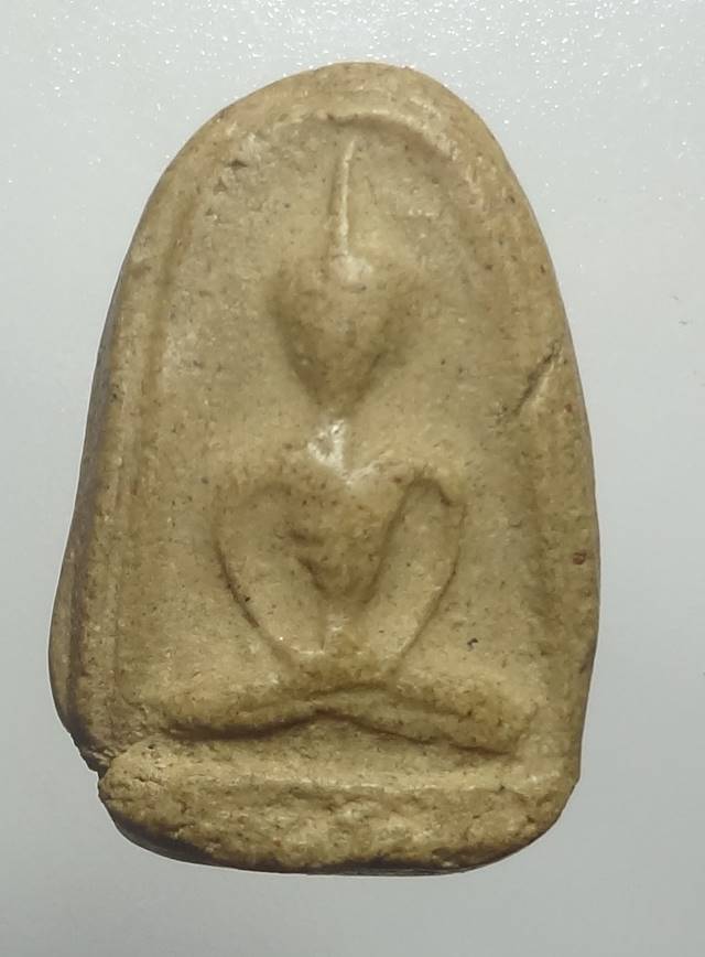  พระเนื้อผงงามๆครับ