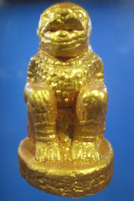 หนุมานทาทอง เนื่อผงชมภูนุช ปี 43 ออกวัดซับลำไย หลวงปู่หมุนปลุกเสก 