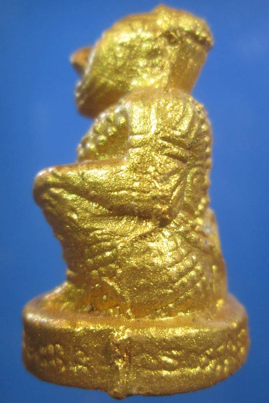 หนุมานทาทอง เนื่อผงชมภูนุช ปี 43 ออกวัดซับลำไย หลวงปู่หมุนปลุกเสก 