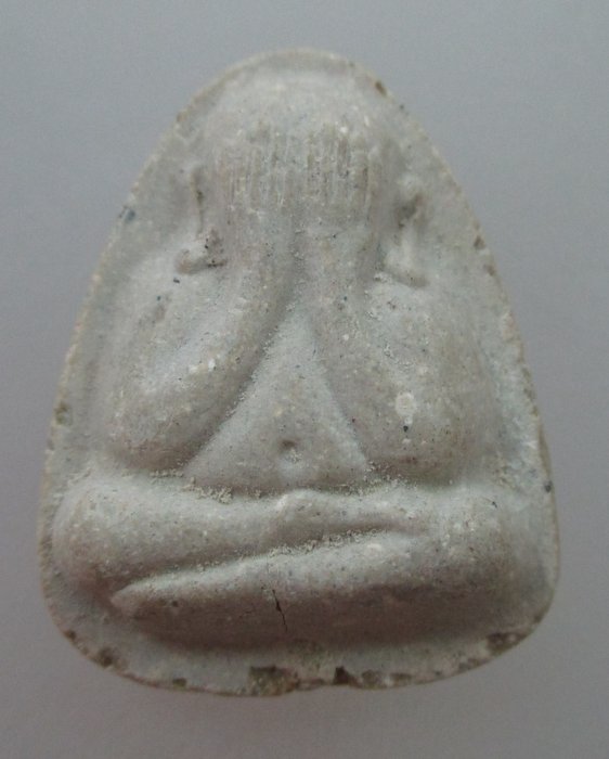 20 บ.  พระปิดตาหลวงปู่โต๊ะ   ยุคหลัง