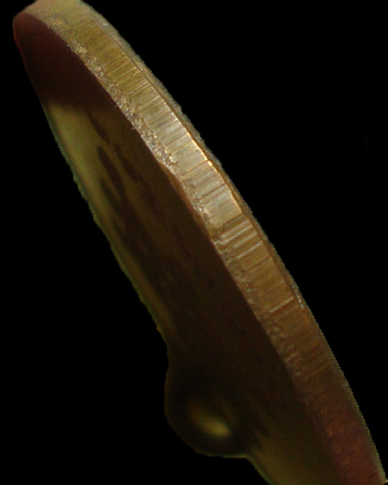 เหรียญรุ่น 2 หลวงปู่โต๊ะ วัดประดู่ฉิมพลี 2511 ทองแดง ผิวไฟ วงเดือน จมูกโด่ง 