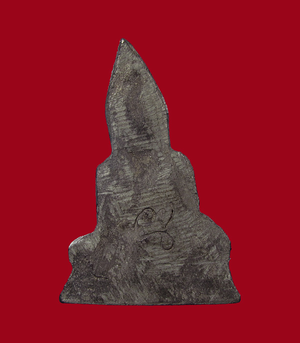 พระท่ากระดาน(รุ่นแรก) หลวงปู่ดี วัดเหนือ กาญจนบุรี ปี 2485 เนื้อชินผิวปรอท พิมพ์ใหญ่หลังยันต์นะ 4