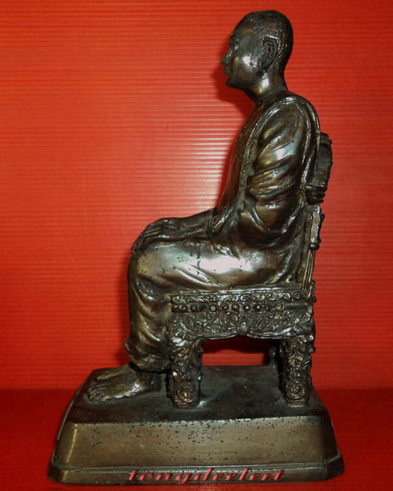 รูปหล่อบูชาหลวงปู่เทพโลกอุดร สูง 8.5 นิ้ว สวยมากค่ะ