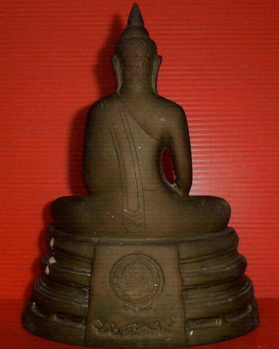 พระบูชาหลวงพ่อโสธร ฐานผ้าทิพย์ภปร. ผิวหิ้งเดิม ๆ ค่ะ