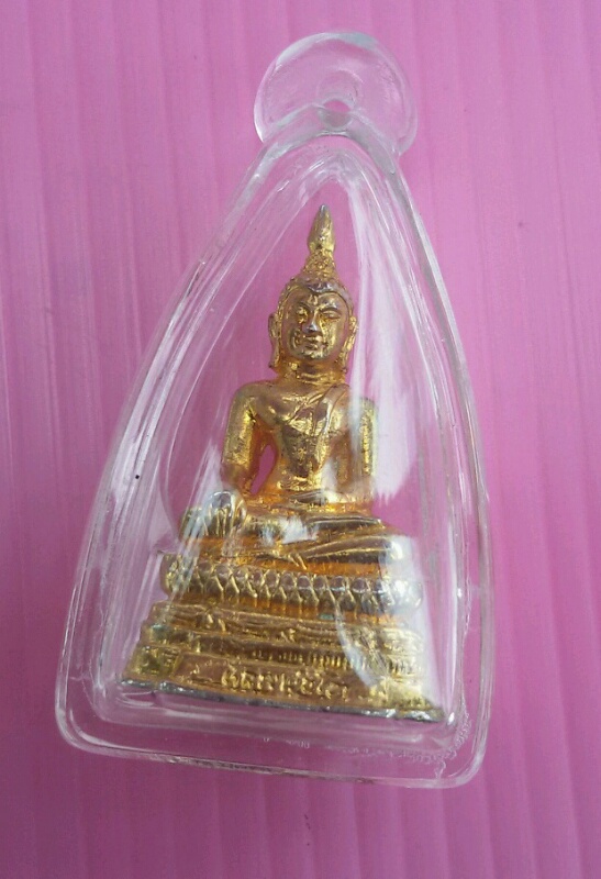 รูปหล่อหลวงพ่อโต.วัดพนัญเชิง.เลี่ยมพร้อมใช้