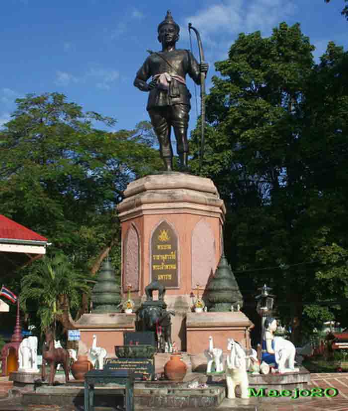 ***พระเจ้าพรหมมหาราช สิ่งศักดิ์สิทธิ์ประจำเมืองแม่สาย จังหวัดเชียงราย  เนื้อทองเหลืองรมดำ ขนาดความสู