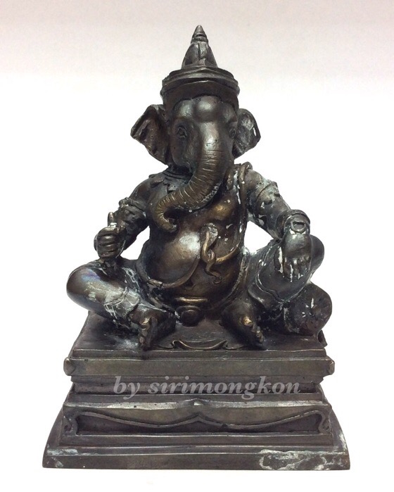 พระพิฆเนศ รุ่นบูชาครู อาจารย์ติ๋ว วัดมณีชลขัณฑ์ ปี50 ขนาดบูชา หน้าตัก 3นิ้ว สูง 5นิ้ว อุดผง เทนำฤกษ์