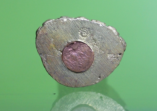 กริ่งเนื้อทองทิพย์ รุ่นเสาร์ 5 มหาเศรษฐี หลวงปู่หมุน วัดบ้านจาน ***เคาะเดียวแดง***