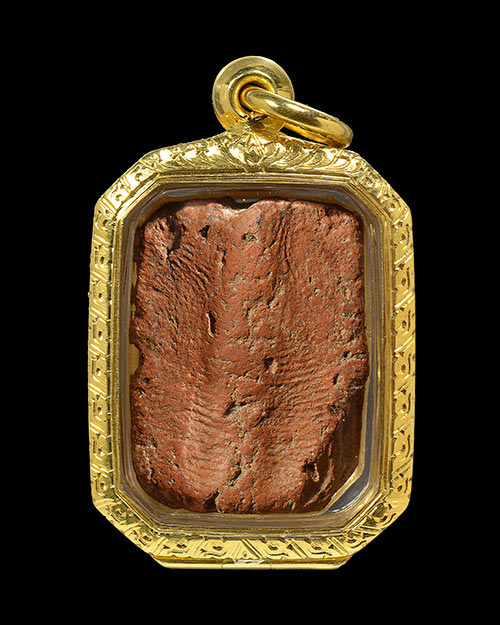 พระขี่ไก่ หางสามเส้น หลวงพ่อปาน วัดบางนมโค จ.อยุธยา 2460 สภาพสวยมาก ผงล้นล้น+ตลับทองคำ9.71กรัม+บัตร