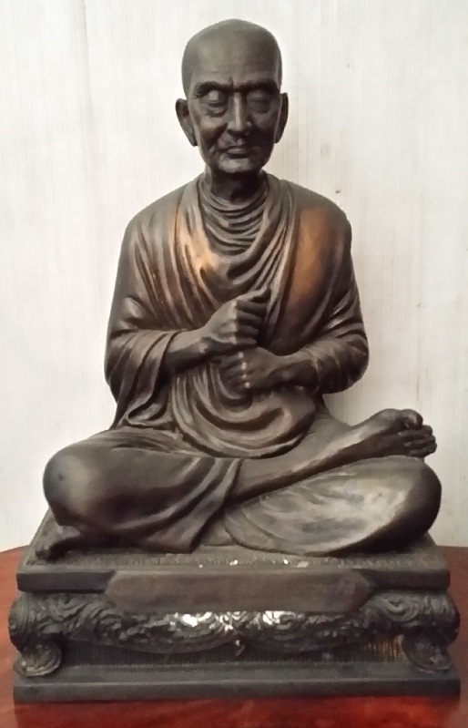 พระบูชาสมเด็จโต พรหมรังสี วัดอินทรวิหาร กทม. หน้าตักเกือบ 9 นิ้ว