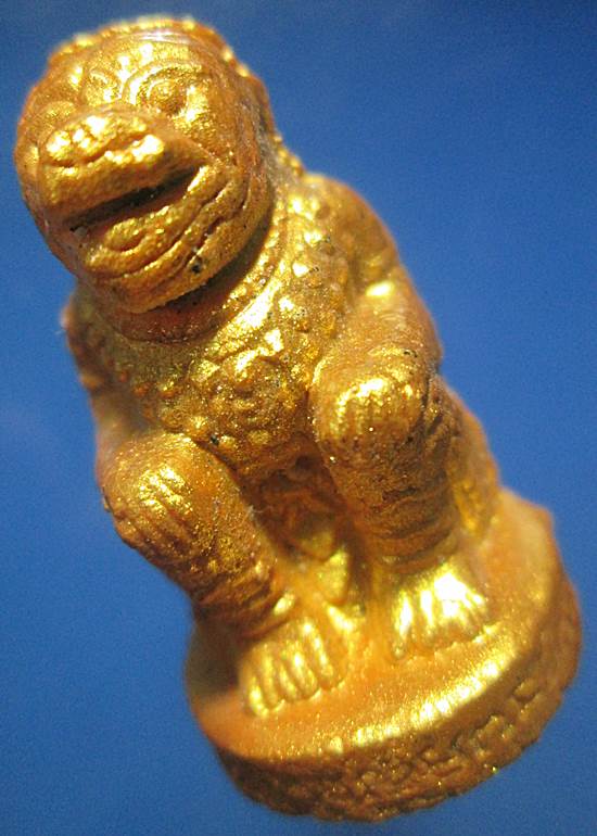 หนุมานชมพูนุช หลวงปู่หมุนวัดทรัพย์ลำใย. เนื้อนิยมทาทองสภาพสวย