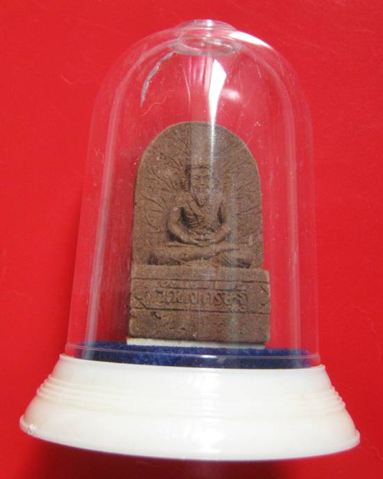 รูปเหมือนเนื้อผงยาจินดามณีหลวงพ่อเณรหลังปู่ฤาษีขาวปี 43 เสาร์ห้าเงินมาห้าพันล้าน ชุดนี้หลวงปู่หมุนวั