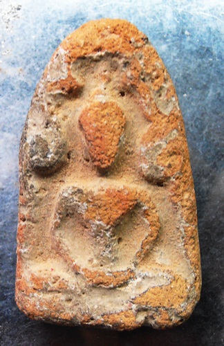 ขุนแผนเนื้อดิน กรุทางอยุธยาครับ