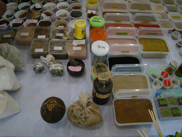 สมเด็จคะแนนหลังยันต์เฑาะ หลวงพ่อสาครวัดหนองกรับ สวยกล่องเดิม