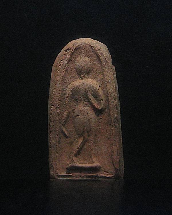 พระลีลาเนื้อดิน ลพ.จง วัดหน้าต่างนอก 2497