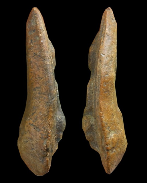 พระสรรค์ ไหล่ตรง