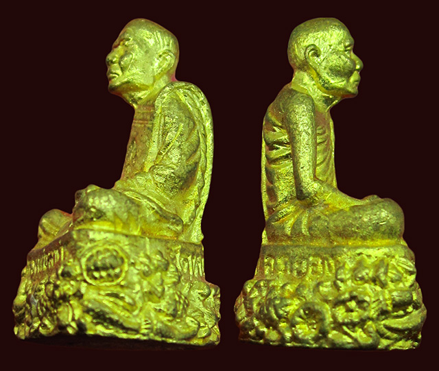 รูปหล่อฐาน ปู ปลา หลวงพ่อสาคร มนุญโญ วัดหนองกรับ เนื้อทองเหลือง ใต้ฐานอุดผงพรายกุมาร กฐินปี ๒๕๕๑