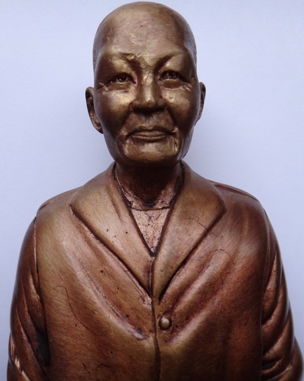 พระบูชาบรรจุของอธิษฐาน คุณแม่บุญเรือน ครูบากฤษดา วัดสันพระเจ้าแดงเสก เลข13 เคาะเดียว1350