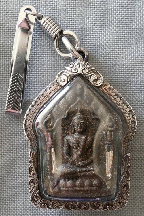 ขุนแผนพรายกุมาร พรายนิลกาฬ พิมพ์ใหญ่ หลวงปู่เขียน เลี่ยมเงิน
