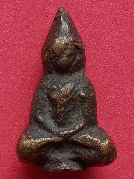 พระยอดธงหลวงพ่อเฟื่อง วัดอมรญาติสมาคม จ.ราชบุรี รุ่น๓