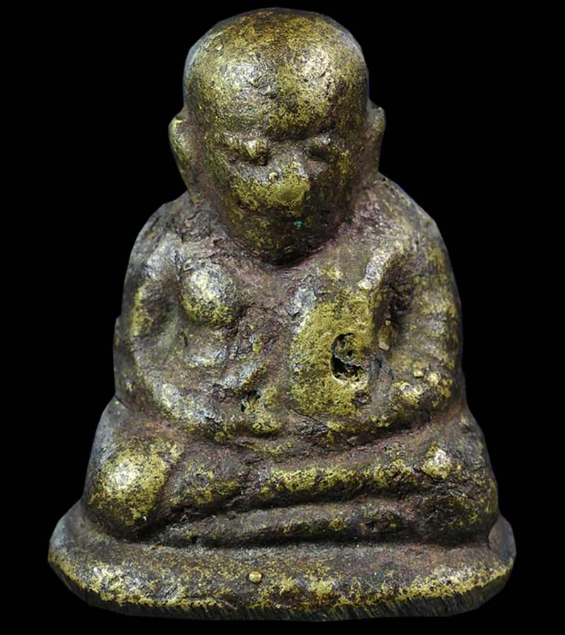 หลวงพ่อเงิน วัดบางคลาน จังหวัดพิจิตร รุ่นปืนแตก พิมพ์นิยมเศียรโต ปี ๒๕๒๘  (๑)