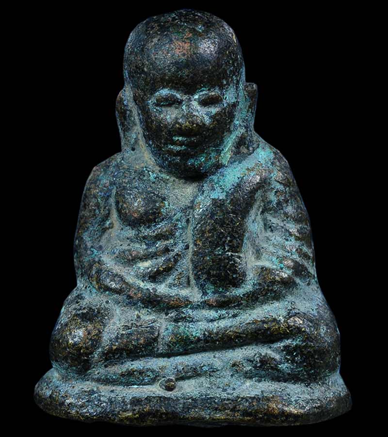 หลวงพ่อเงิน วัดบางคลาน จังหวัดพิจิตร รุ่นปืนแตก พิมพ์นิยมเศียรโต ปี ๒๕๒๘ (๒)