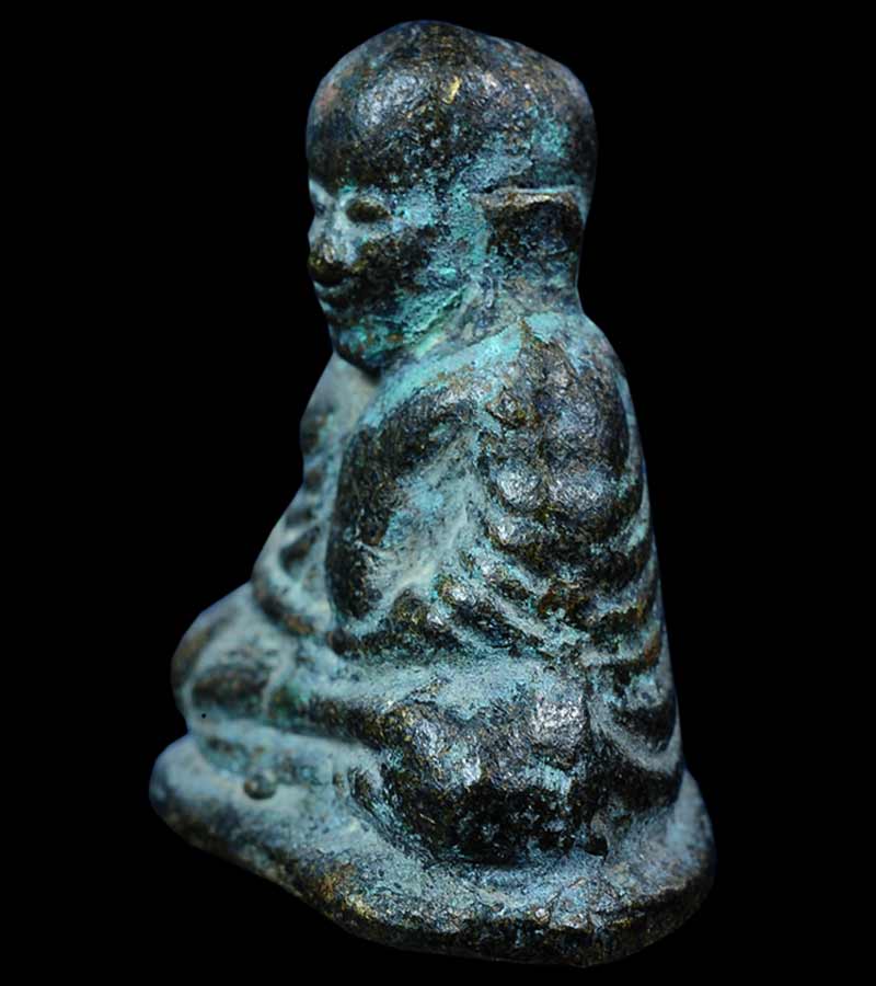 หลวงพ่อเงิน วัดบางคลาน จังหวัดพิจิตร รุ่นปืนแตก พิมพ์นิยมเศียรโต ปี ๒๕๒๘ (๒)