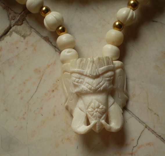 สร้อยกระดูกช้าง  บวกเม็ดสแตนเลสไมครอน เคาะเดียว 