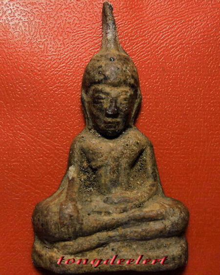 พระท่ากระดาน วัดถ้ำเสือ จ.กาญจนบุรี สร้างจากตะกั่วสนิมแดงกรุศรีสวัสดิ์สวยมากค่ะ