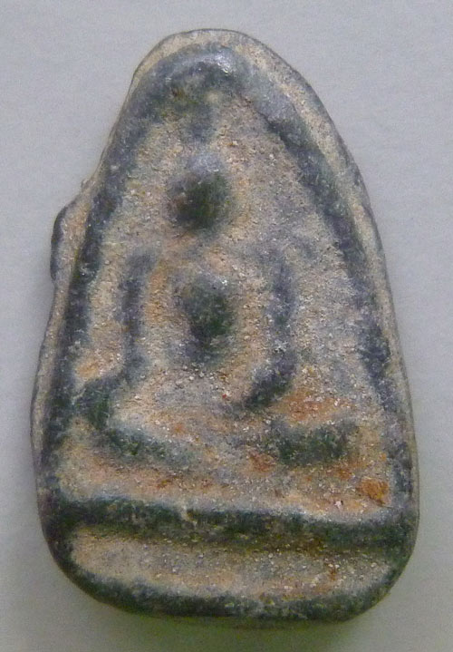 #3...พระพิจิตร กรุวัดหนองกระทุ่ม จังหวัดอุทัยธานี สูง 15 มิลลิเมตร