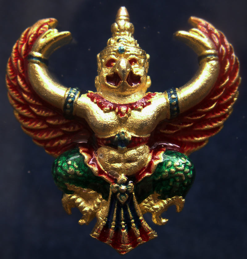 สวยดั่งทอง...พญาครุฑ เนื้อทองเหลืองกะไหล่ทองลงยา ขนาด 3.2 x 3.3 ซ.ม. (12)