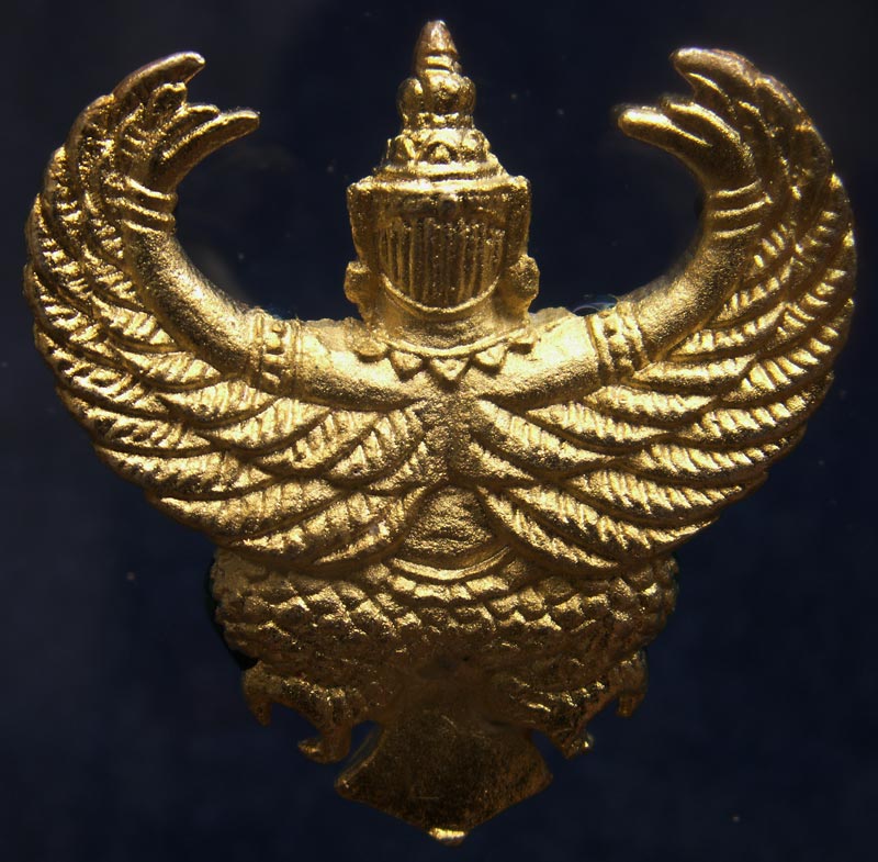สวยดั่งทอง...พญาครุฑ เนื้อทองเหลืองกะไหล่ทองลงยา ขนาด 3.2 x 3.3 ซ.ม. (12)
