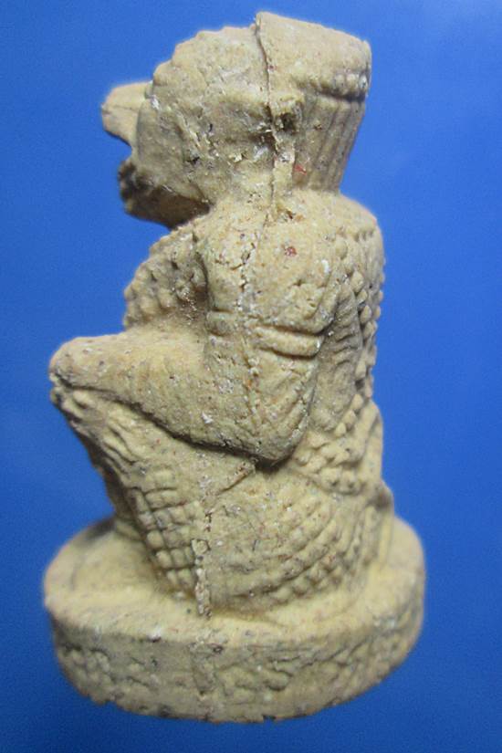 หนุมานทาทอง เนื่อผงชมภูนุช ปี 43 ออกวัดซับลำไย หลวงปู่หมุนปลุกเสก