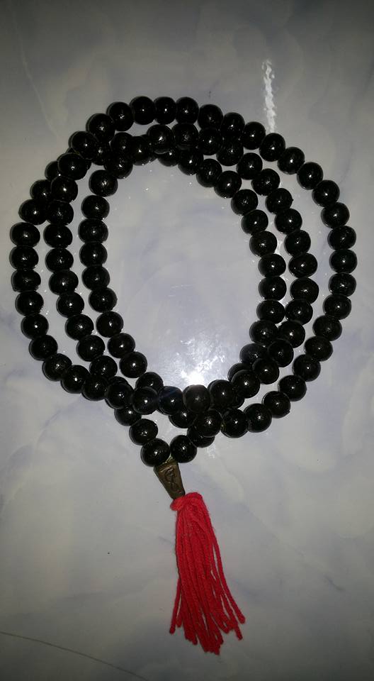 ประคำเหล็กน้ำพี้ หลวงปู่หมุน หัวประคำทำจากนวโลหะ หายากแล้วครับ( เคาะเดียววัดใจครับ)