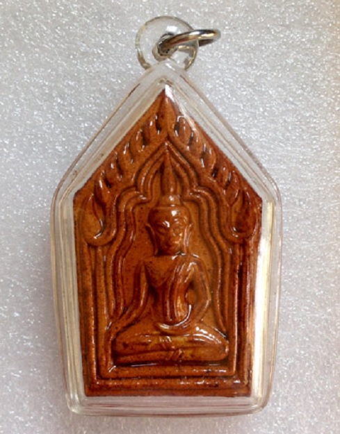 ขุนแผนเคลือบแขนอ่อน รุ่น1 เคลือบแดง หลวงปู่ชื้น วัดญาณเสน อยุธยา สร้างปี 2545...เคาะเดียวแดง...