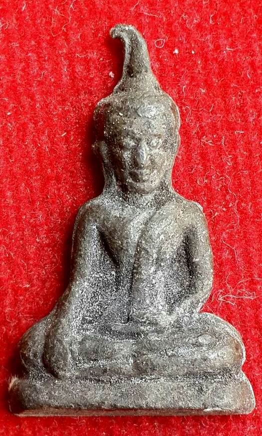 พระท่ากระดาน รุ่นรวย ๑๐๐๐ ปี วัดนายาง จ.เพชรบุรี พิมพ์เล็ก