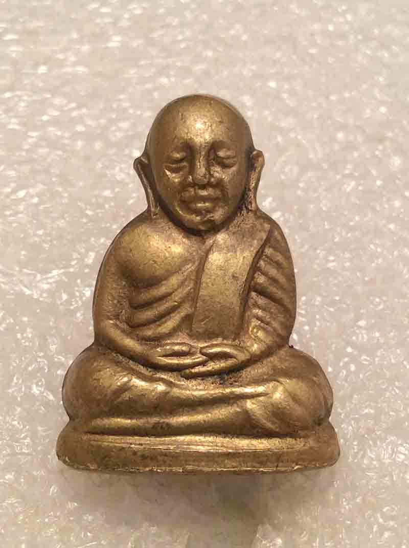 หลวงพ่อเงินวัดบางคลาน ปี15  ออกบึงนาราง เนื้ออัลปาก้า สวยเดิมครับ