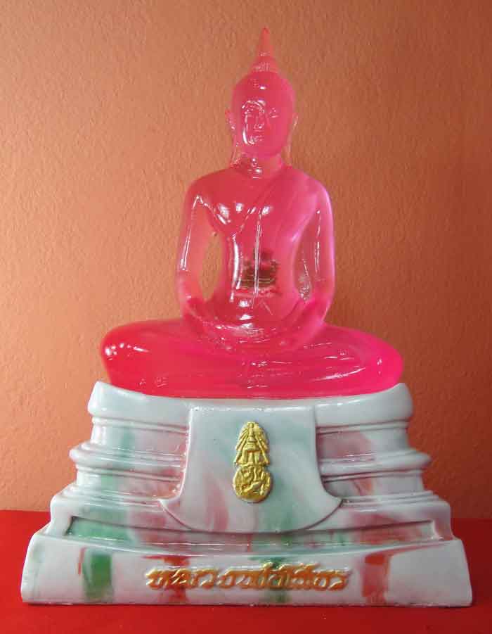 ***พระบูชาพระพุทธโสธร ขนาดหน้าตัก ๕ นิ้ว พระบูชาพระพุทธโสธร ขนาดหน้าตัก ๕ นิ้ว เนื้อเรซิ่นใสสีชมพูพร