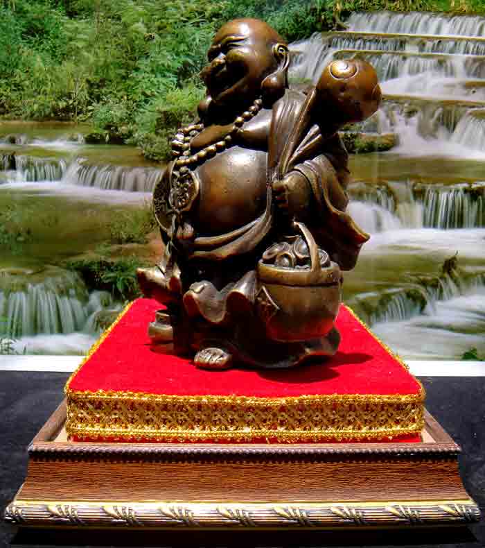 ***พระสังกัจจายน์ ประทับยืนหาบเงินหาบทอง เทพเจ้าแห่งโชคลาภ พระสังกัจจายน์ประทับยืน หาบเงินหาบทอง เทพ