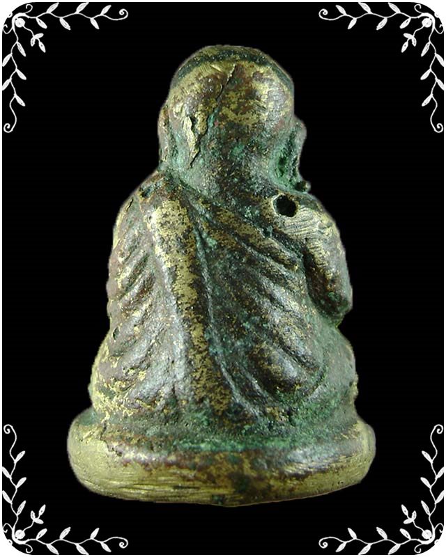 รูปหล่อหลวงพ่อเงิน วัดบางคลาน พิมพ์นิยม