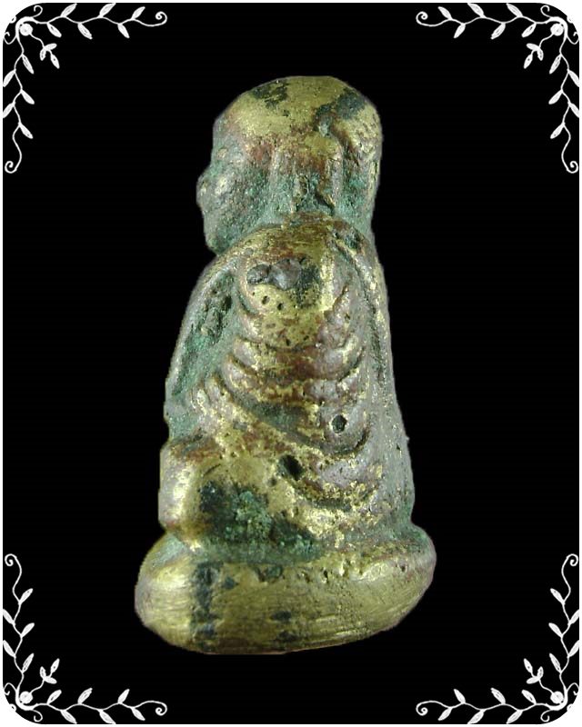 รูปหล่อหลวงพ่อเงิน วัดบางคลาน พิมพ์นิยม